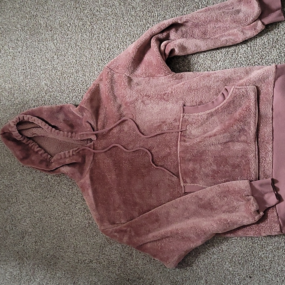 Tan fuzzy pullover hoodie, size small